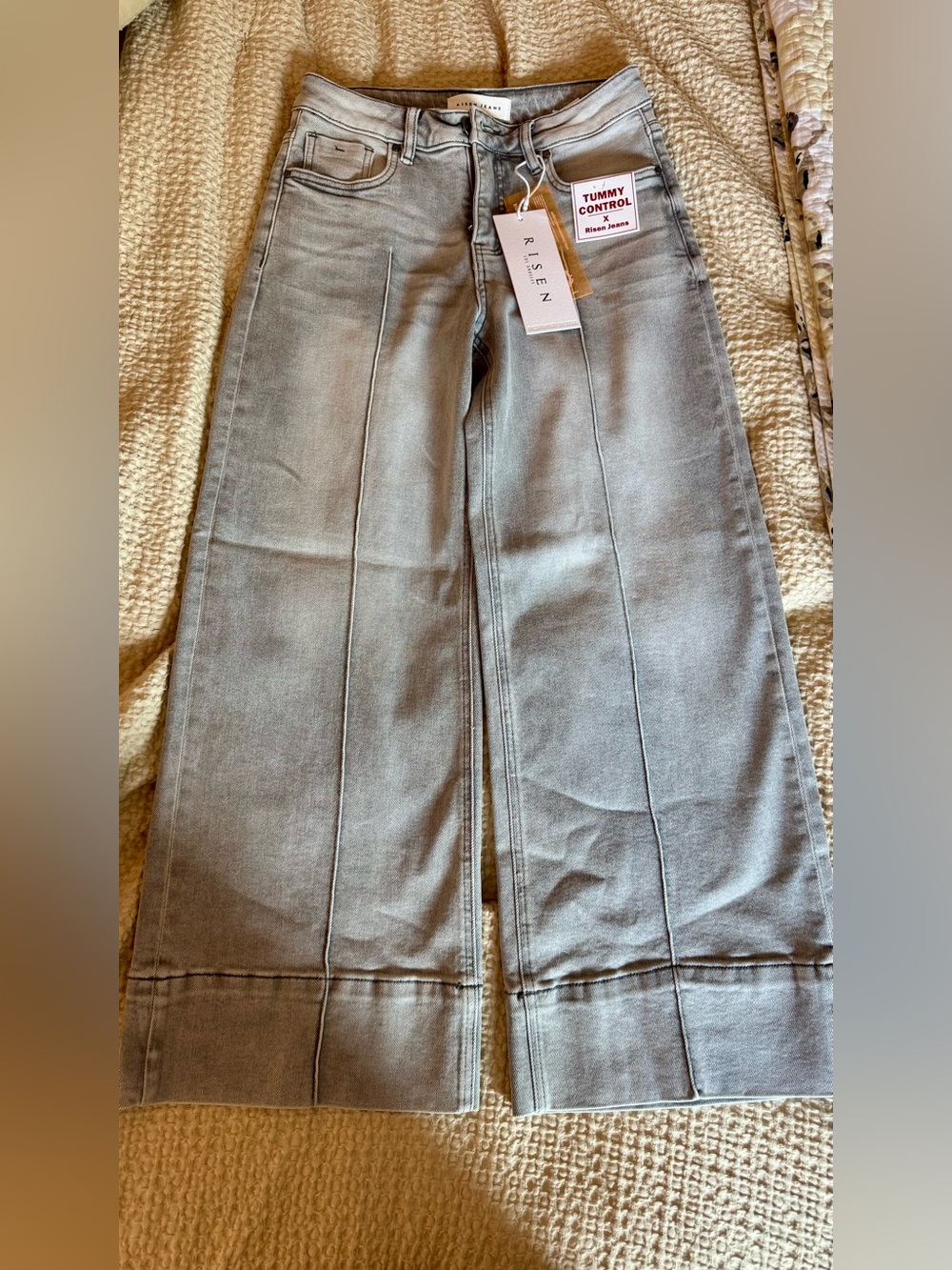 Risen Mid-Rise Pintuck Cropped Wide leg Tummy Control Jeans in Light Gray
